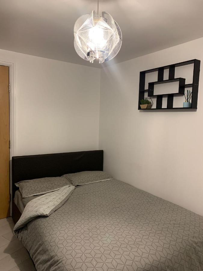 Room Near City Λονδίνο Εξωτερικό φωτογραφία