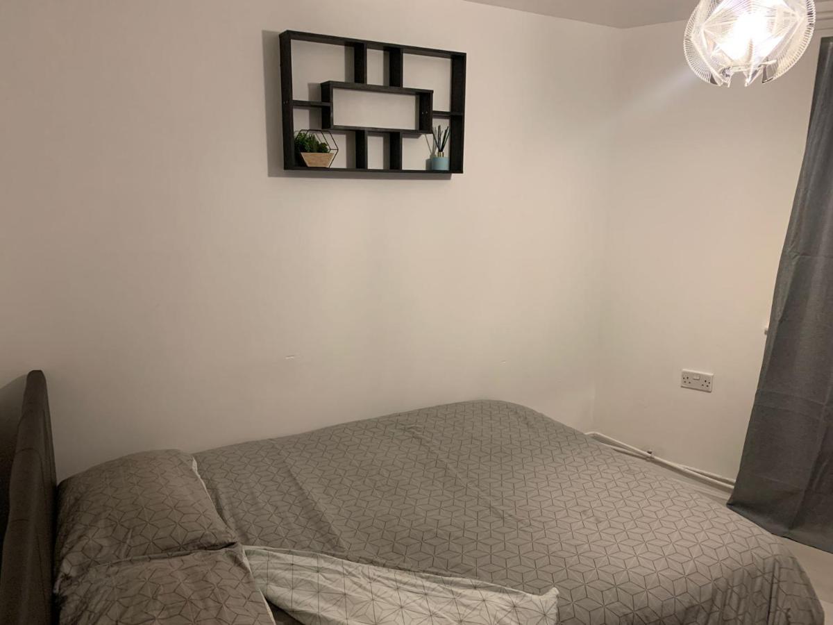 Room Near City Λονδίνο Εξωτερικό φωτογραφία